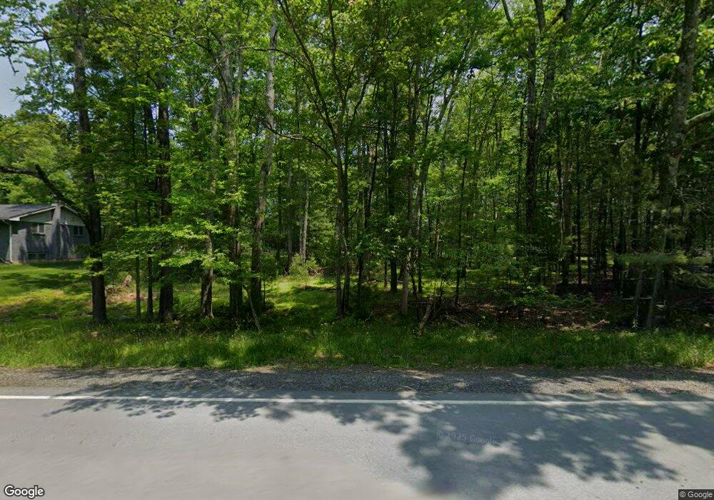 424 Park Rd, Dingmans Ferry, PA 18328 - photo 1