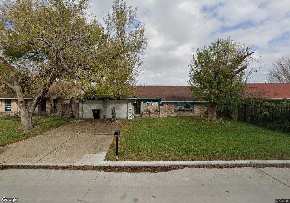 906 Point Blank Dr, Houston, TX 77038 - photo 1