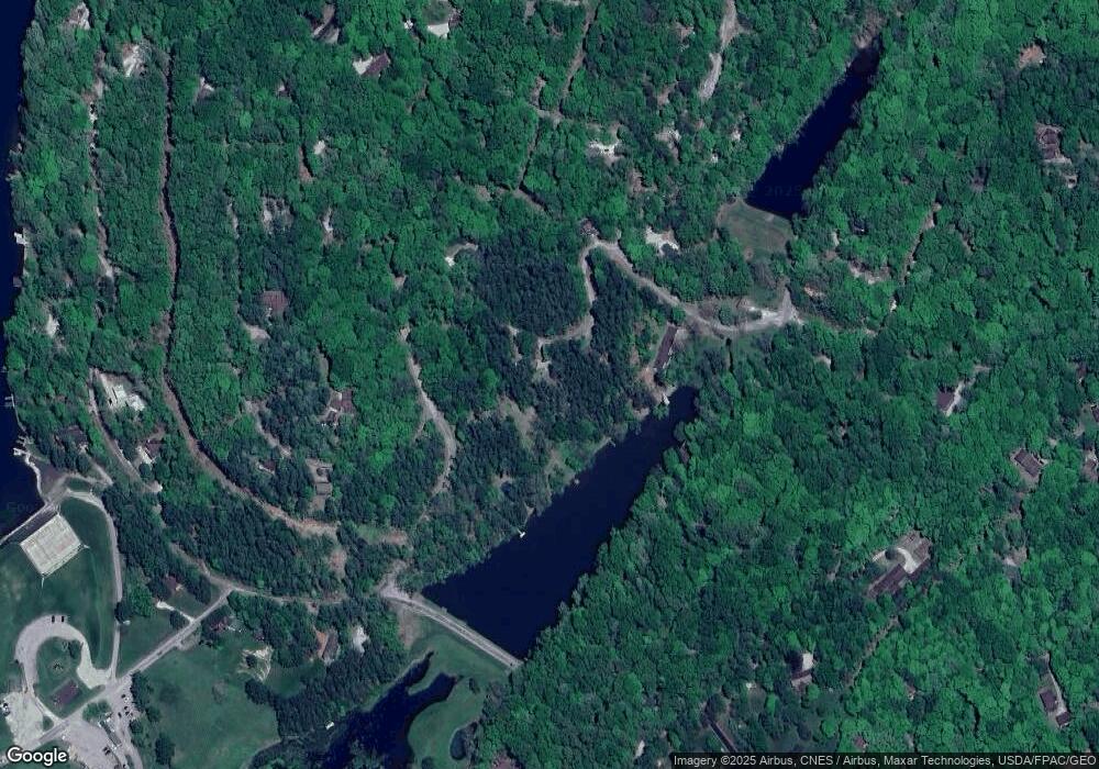 572 Kusa Ln, Hide A Way Hills, OH 43107 - photo 1