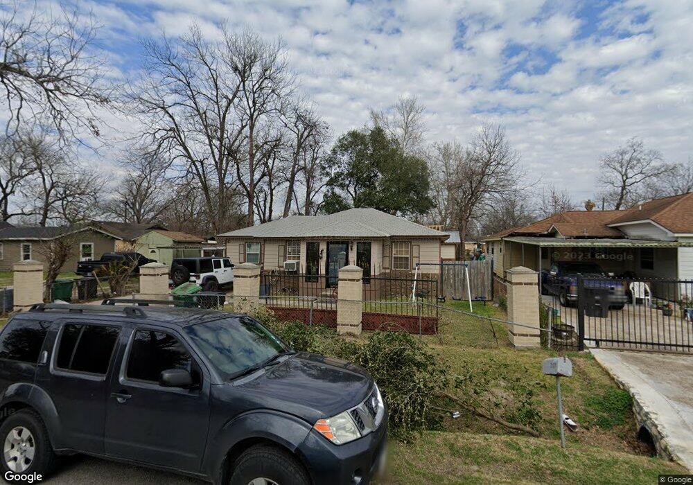 2711 Hitchcock St, Houston, TX 77093 - photo 1