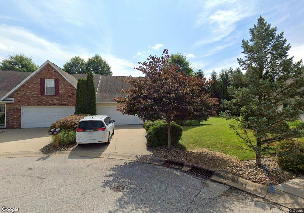 1126 W Sugarberry Ct, Bloomington, IN 47404 - photo 1