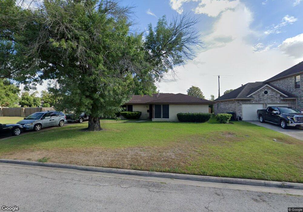 5007 Teton St, Houston, TX 77033 - photo 1