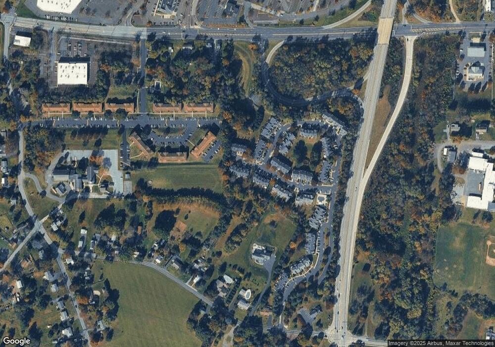 801 Coventry Pointe Ln, Pottstown, PA 19465 - photo 1