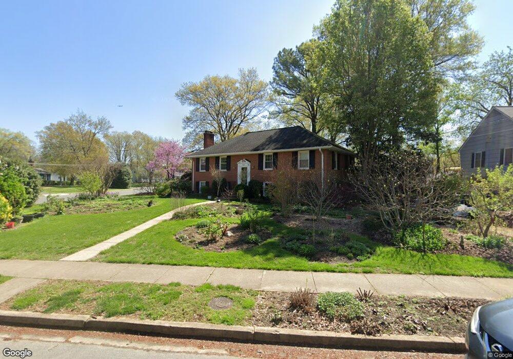 8407 Crown Place, Alexandria, VA 22308 - photo 1