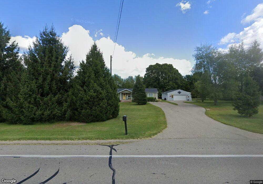 460 N Patterson Rd, Wayland, MI 49348 - photo 1