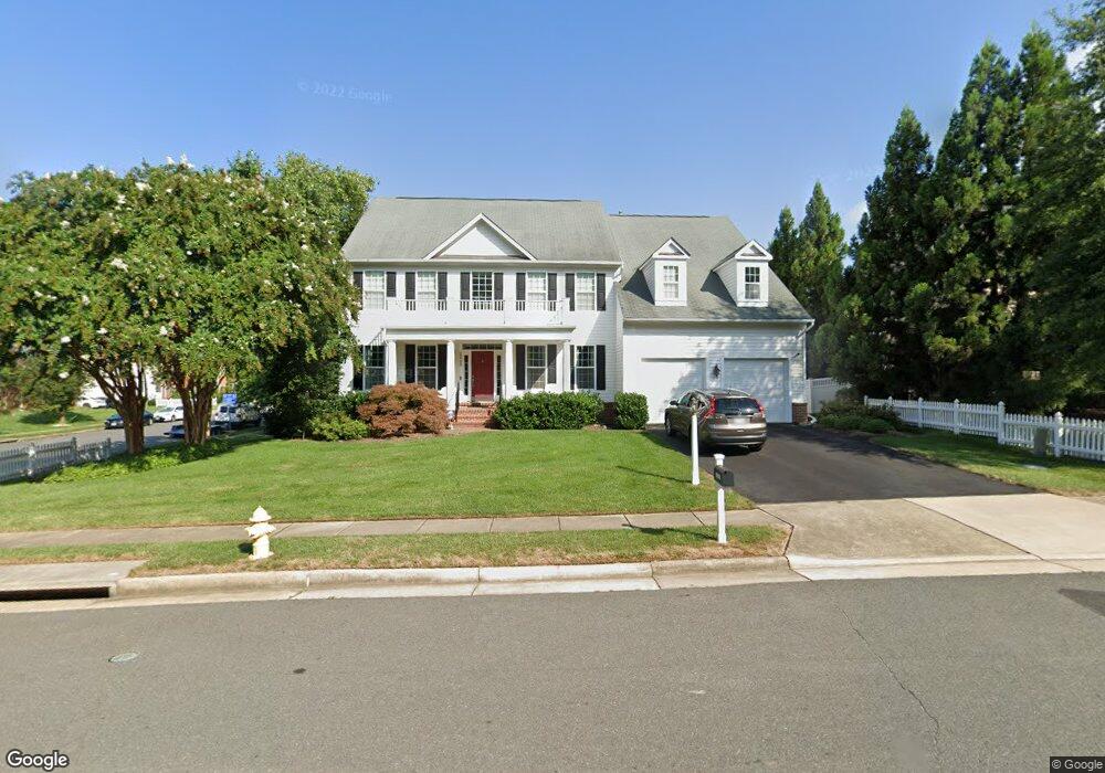 2009 Powells Landing Cir, Woodbridge, VA 22191 - photo 1