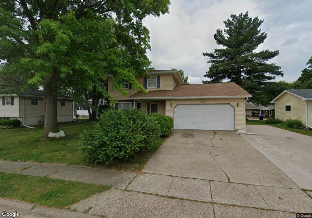 919 W 48th St, Davenport, IA 52806 - photo 1