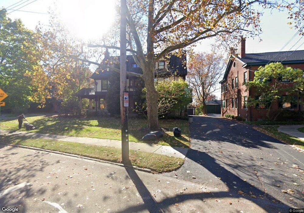 6410 Beacon St, Pittsburgh, PA 15217 - photo 1