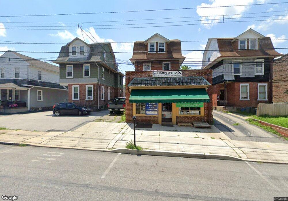 2734 E County Line Rd, Ardmore, PA 19003 - photo 1