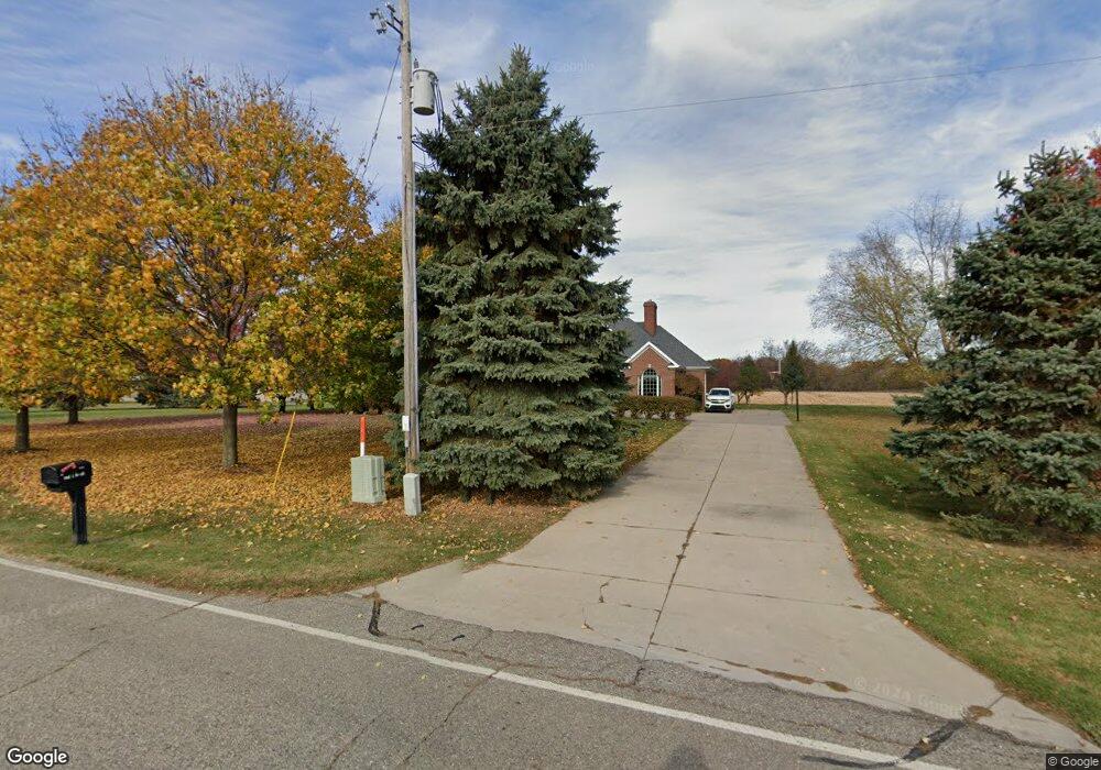 3225 E Wilkinson Rd, Owosso, MI 48867 - photo 1