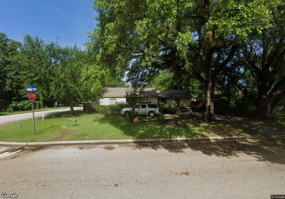 400 Baker Dr, Tomball, TX 77375 - photo 1