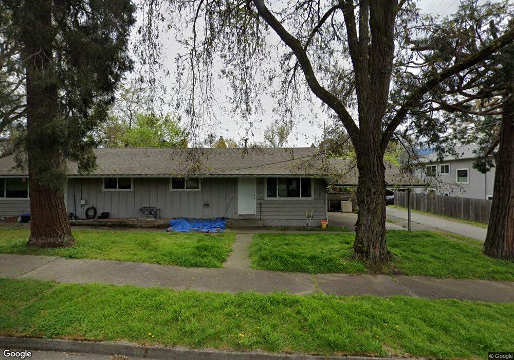 409 NW Clarke St, Grants Pass, OR 97526 - photo 1