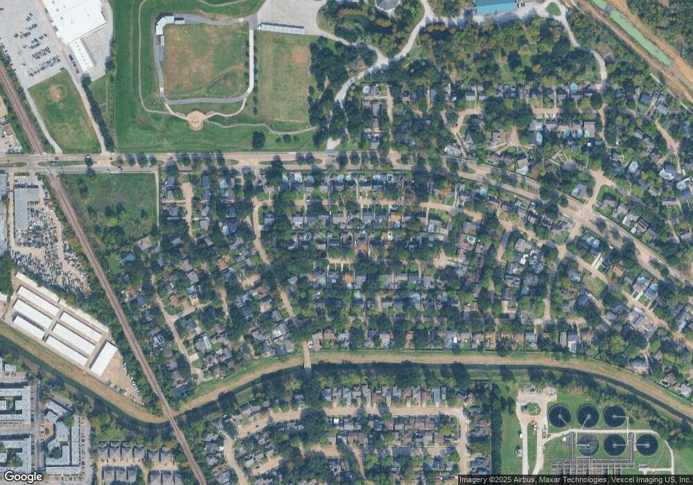 5046 Fallen Oaks Dr, Houston, TX 77091 - photo 1