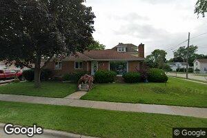 1023 Central St, Oshkosh, WI 54901
