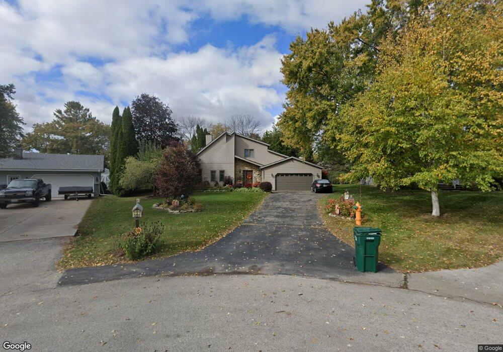 3215 N Abendroth St, Appleton, WI 54914 - photo 1