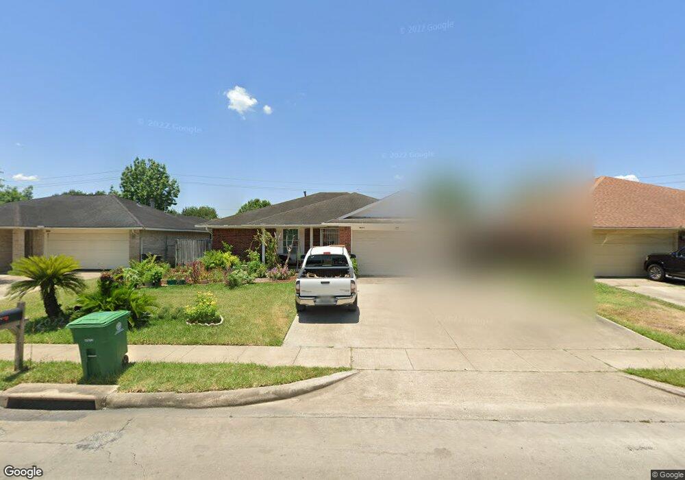 9638 Blackhawk Blvd, Houston, TX 77075 - photo 1