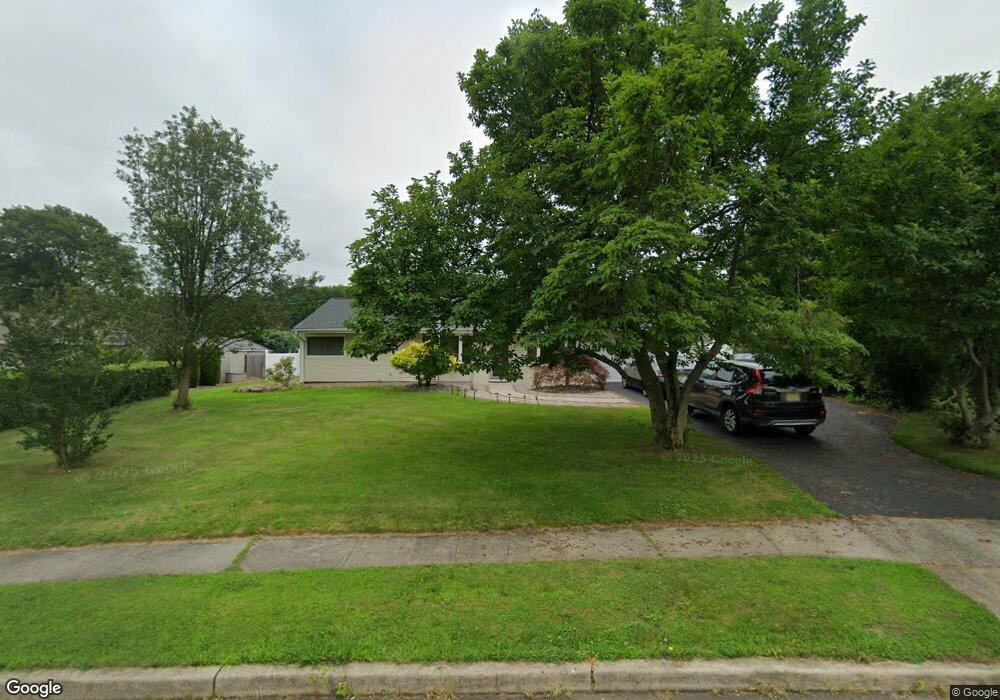 4 Pelham Rd, Kendall Park, NJ 08824 - photo 1