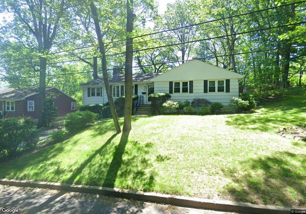 146 Conrad Dr, New Haven, CT 06515 - photo 1