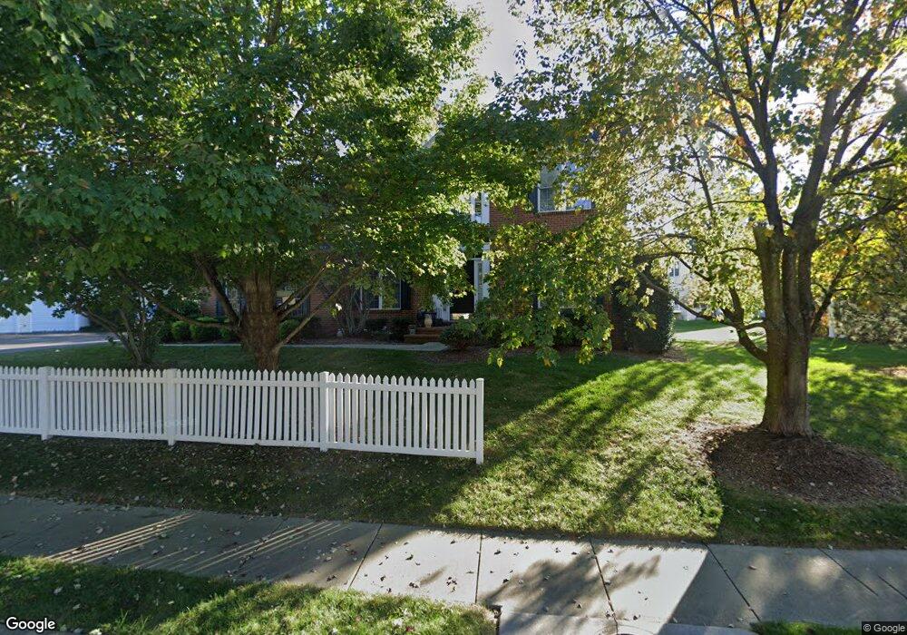 25677 S Village Dr, Chantilly, VA 20152 - photo 1