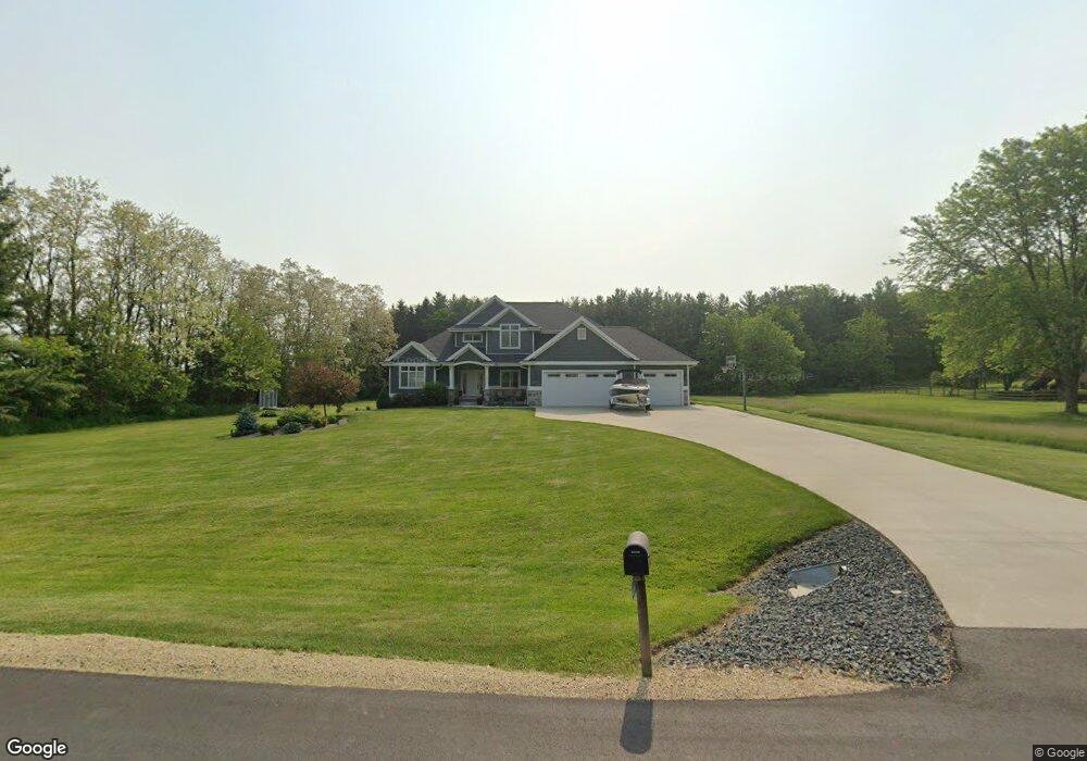 4664 Stonewood Dr, Middleton, WI 53562 - photo 1