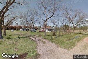 105 W 4th St, Hooks, TX 75561