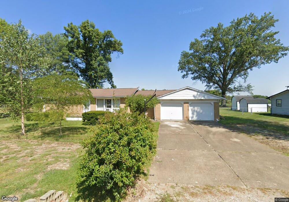 5024 S Vine St, Columbus, IN 47201 - photo 1