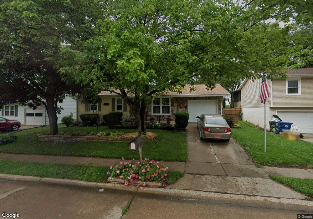 1836 W 55th St, Davenport, IA 52806 - photo 1