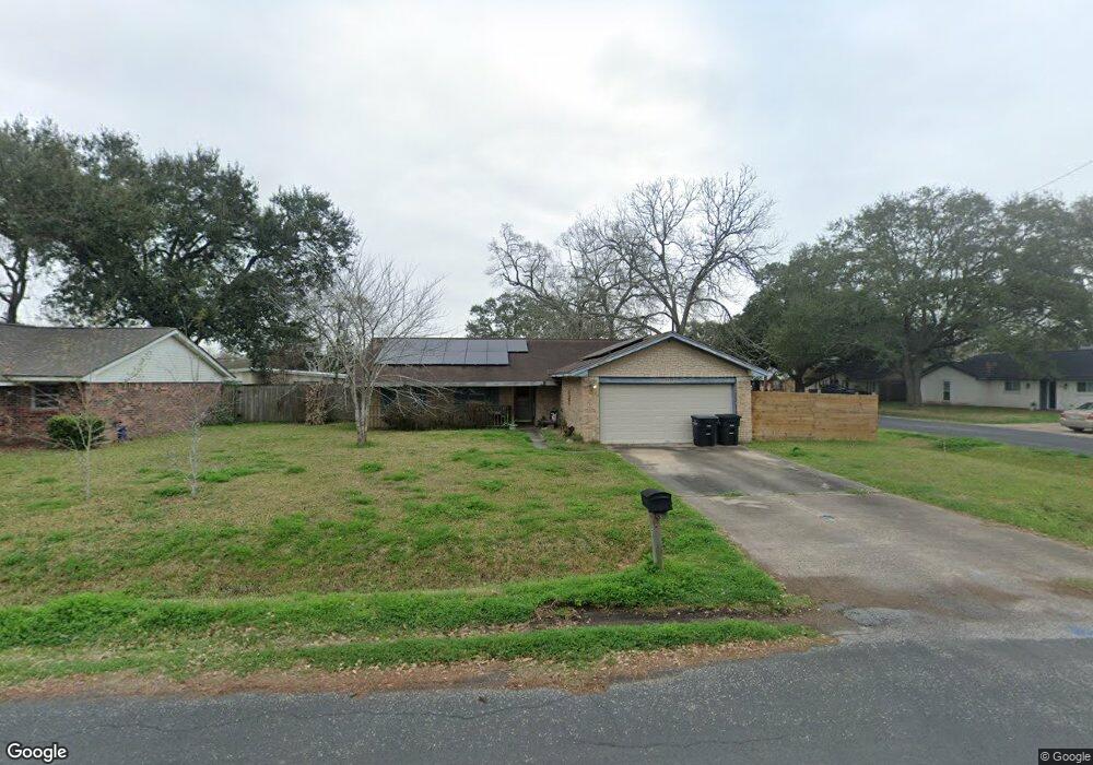 1500 Alta Vista Dr, Alvin, TX 77511 - photo 1