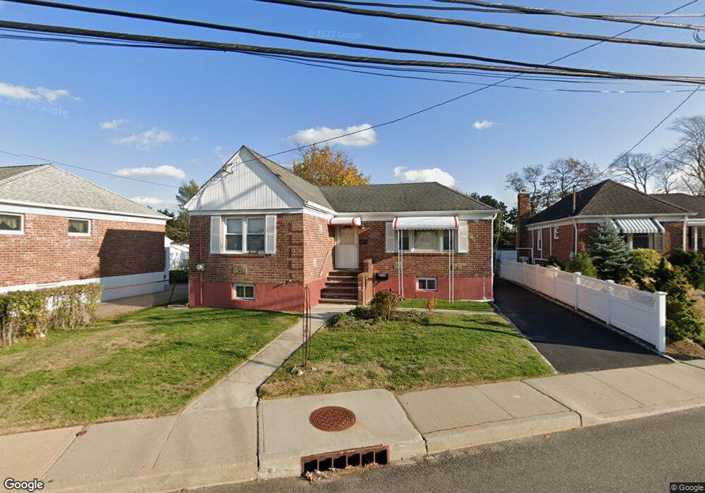 2959 Oceanside Rd, Oceanside, NY 11572 - photo 1