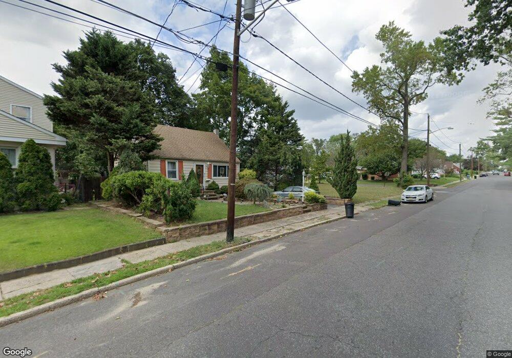 523 Lakeview Dr, Runnemede, NJ 08078 - photo 1