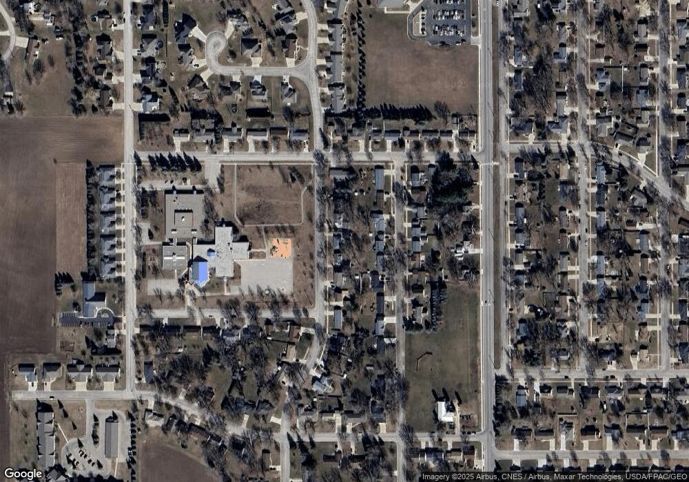 2007 14th St SW, Austin, MN 55912 - photo 1