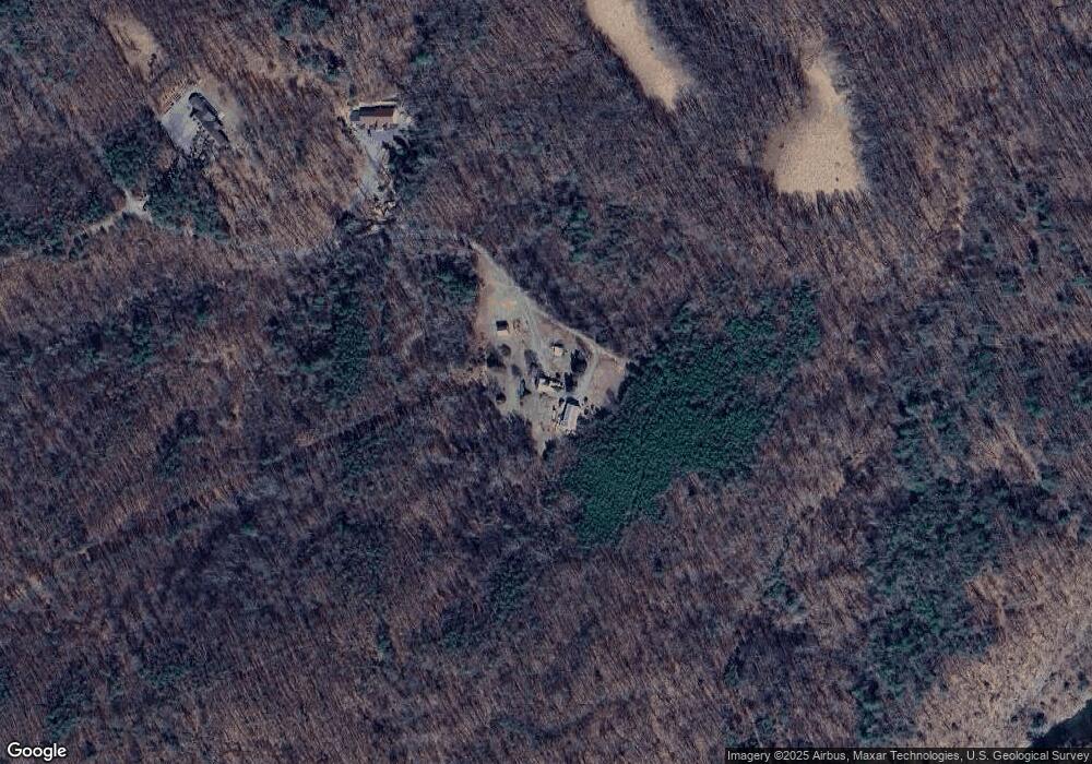 399 White Oak Ln, Berkeley Springs, WV 25411 - photo 1