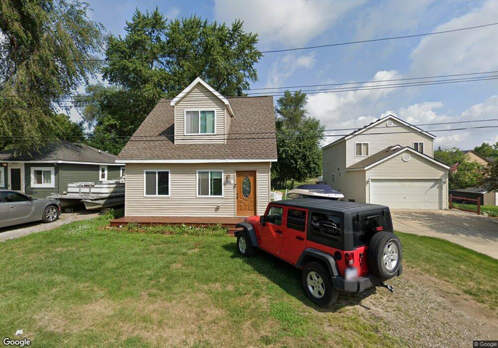 4884 Lakeview Ave unit Bldg-Unit, West Bloomfield, MI 48324 - photo 1