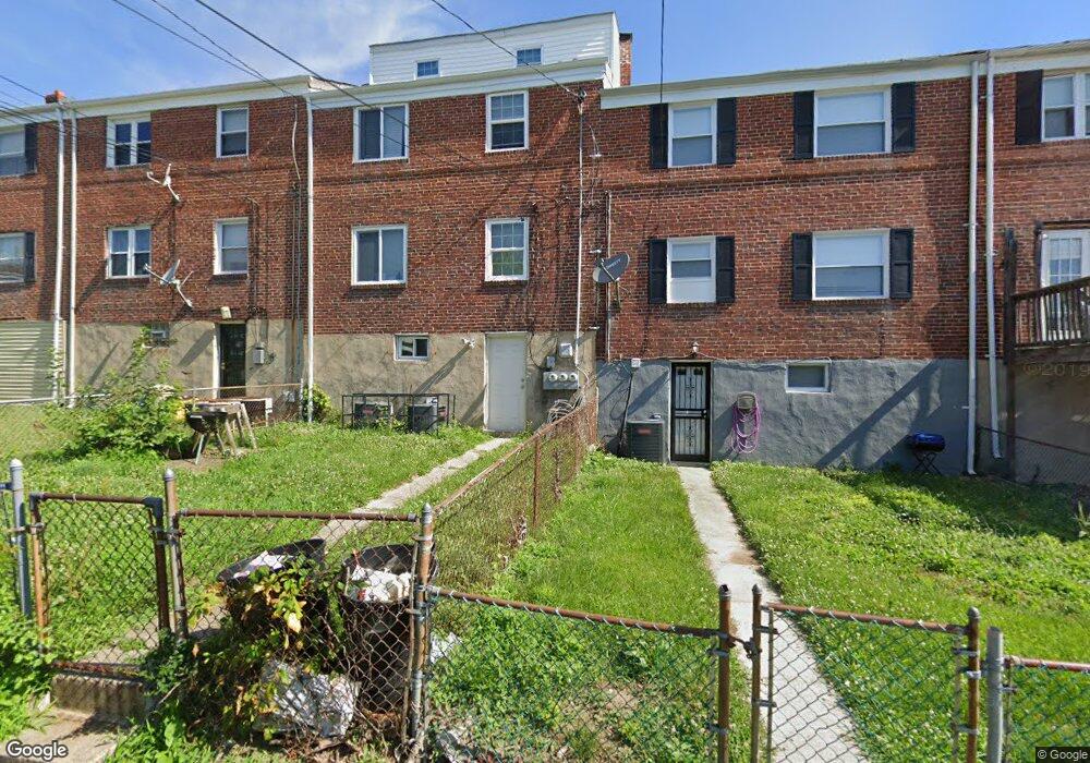 3921 Glenhunt Rd, Baltimore, MD 21229 - photo 1