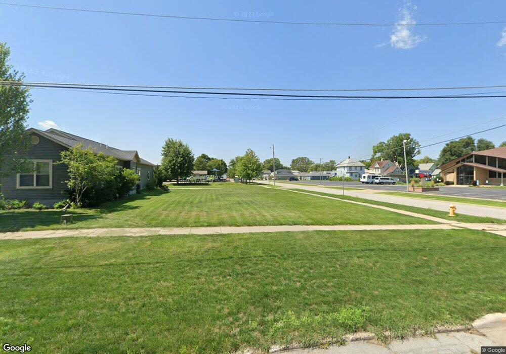 602 10th St unit 4, Rock Island, IL 61201 - photo 1