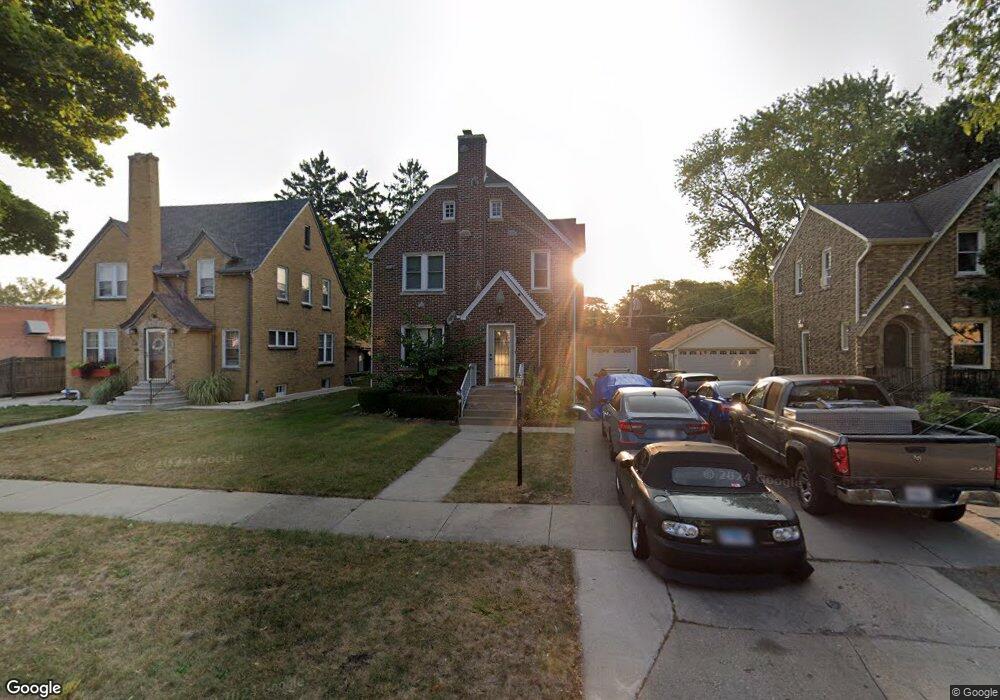 635 N Martin Ave, Waukegan, IL 60085 - photo 1