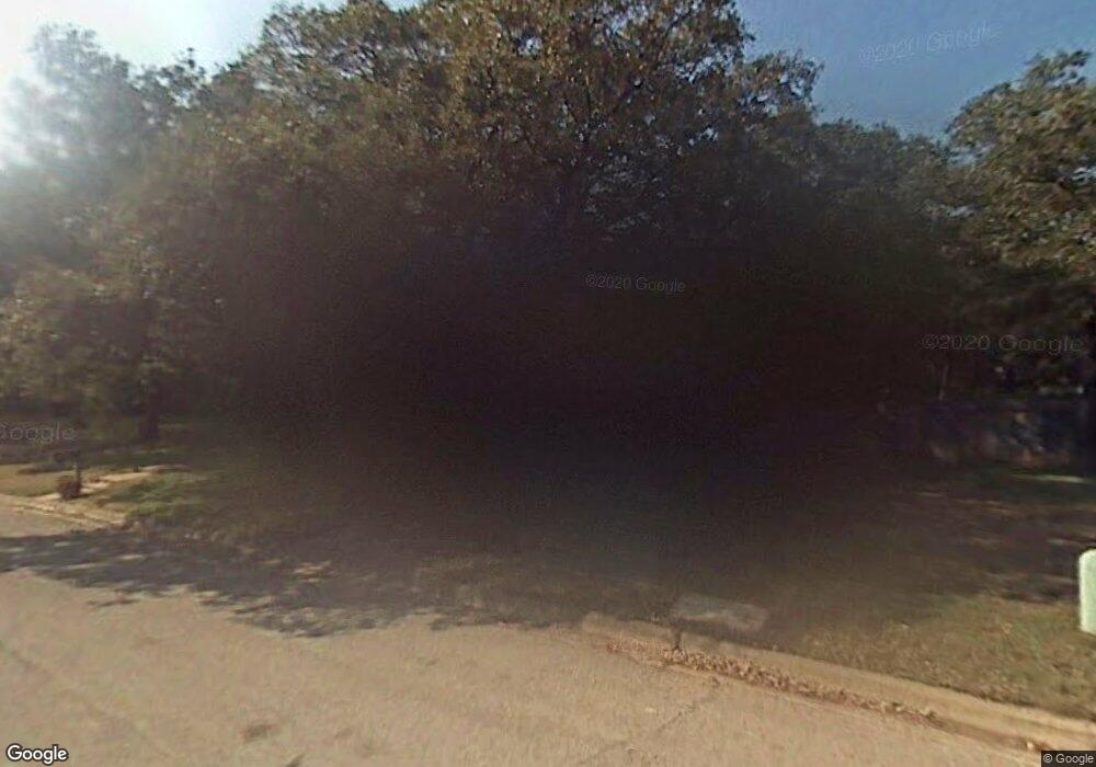 704 Pennsylvania Dr, Denton, TX 76205 - photo 1