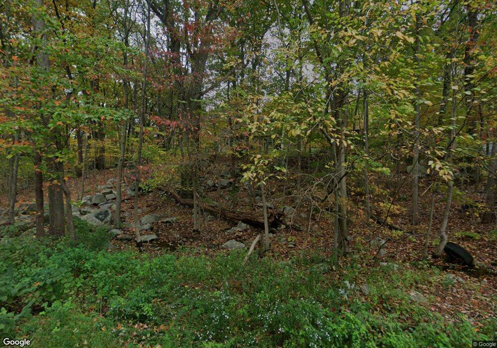 6 Mountain Rd, Mahwah, NJ 07430 - photo 1