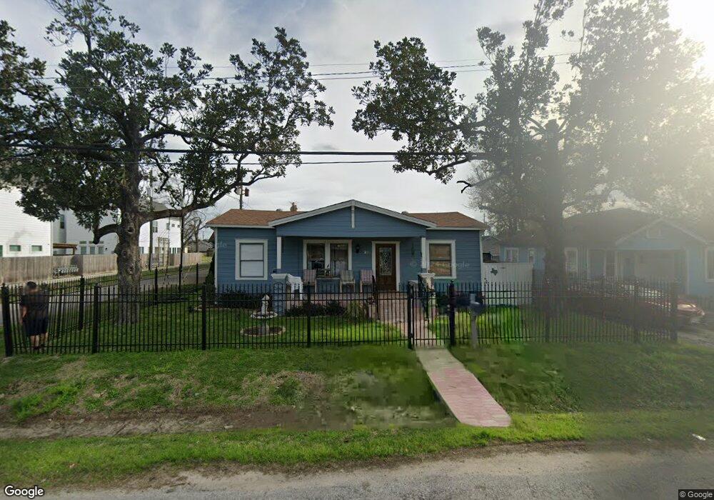201 Coronado St, Houston, TX 77009 - photo 1