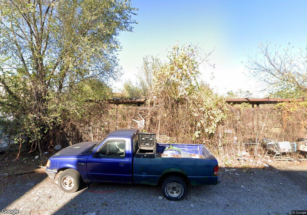 1660 Clough St, Baltimore, MD 21213 - photo 1