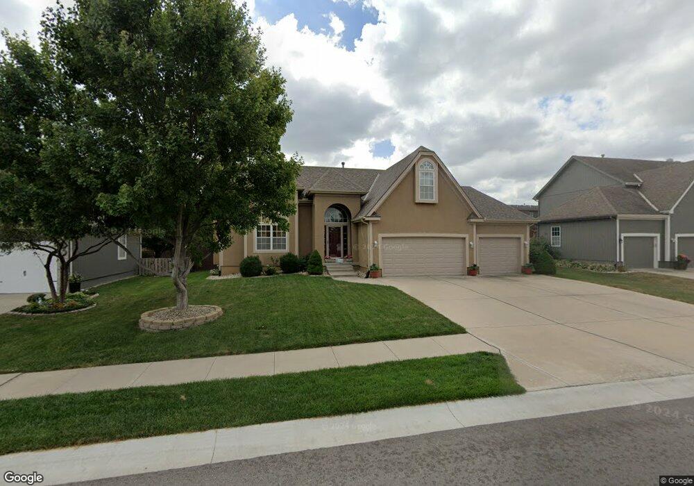 1417 SW 44th St, Lees Summit, MO 64082 - photo 1