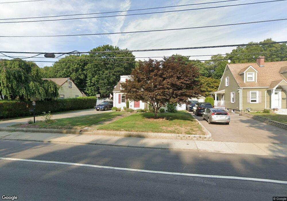 2038 Mendon Rd, Woonsocket, RI 02895 - photo 1