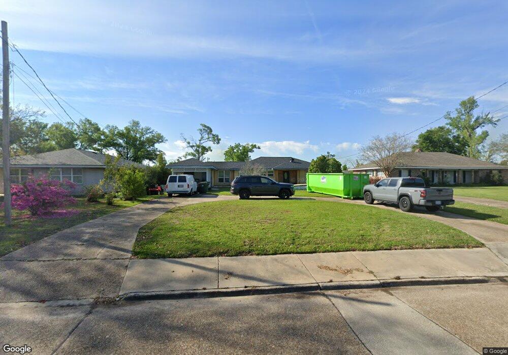 605 W Lagrange St, Lake Charles, LA 70605 - photo 1