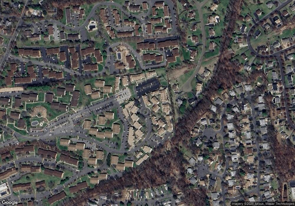 502 Country Club Ln unit 502, Pomona, NY 10970 - photo 1