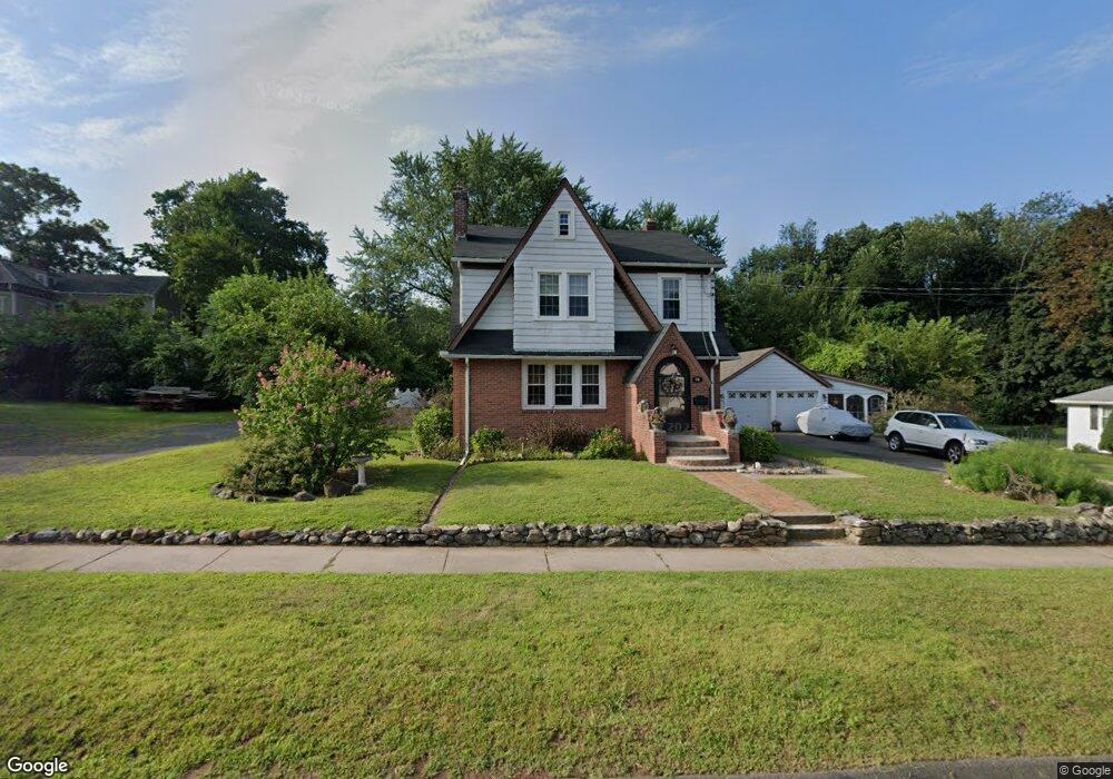 72 Fairview Ave, Enfield, CT 06082 - photo 1