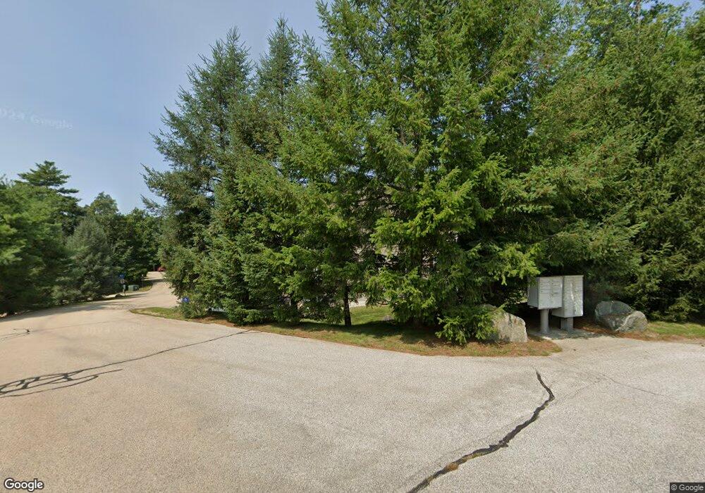 70 Magnolia Ln unit 70, Newmarket, NH 03857 - photo 1