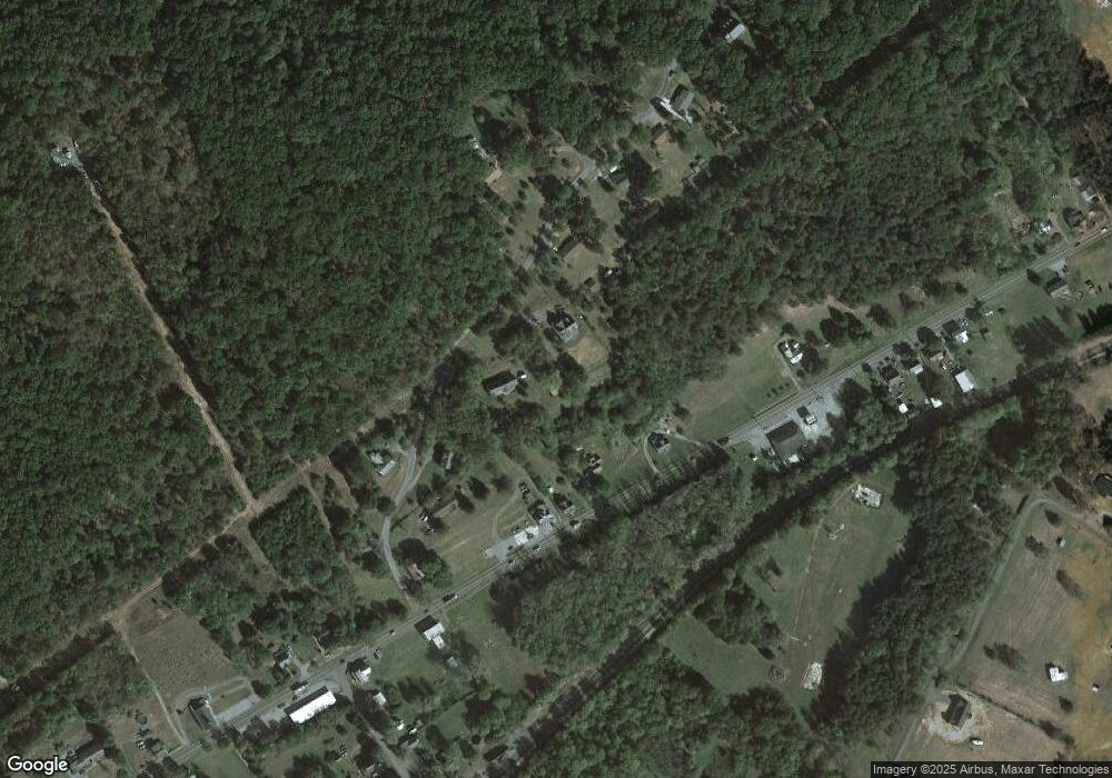 86 Pine Branch Dr, Bentonville, VA 22610 - photo 1