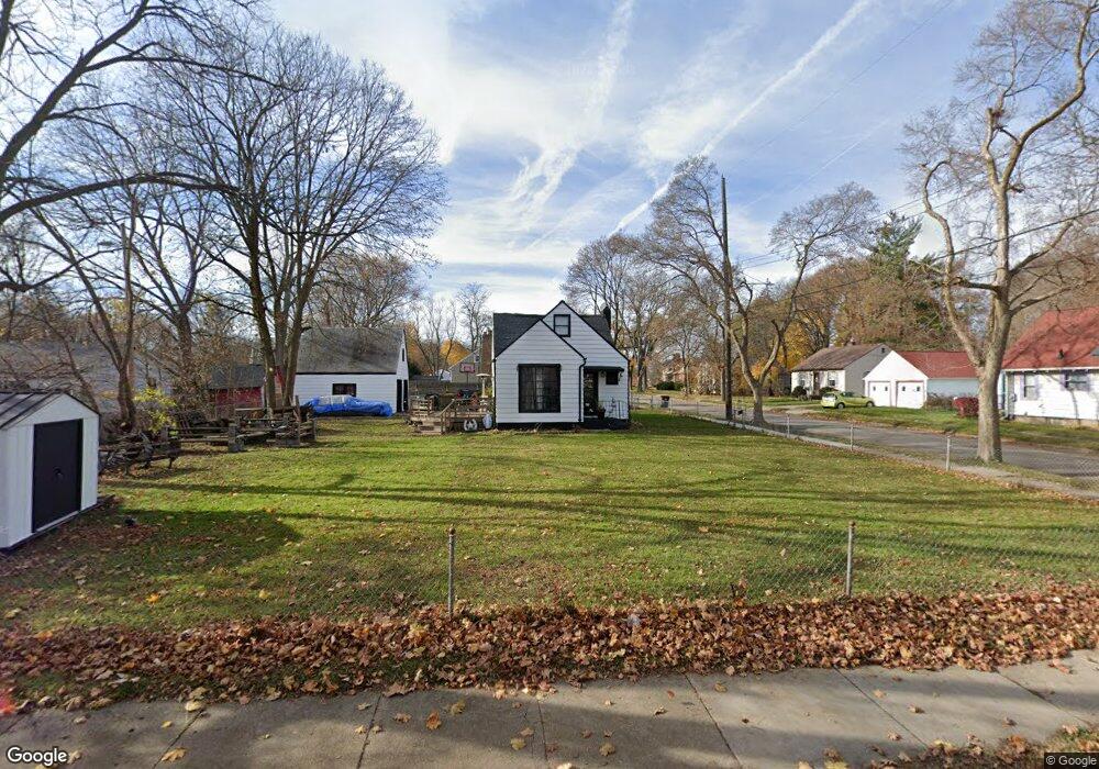 2326 Lyons Ave, Lansing, MI 48910 - photo 1