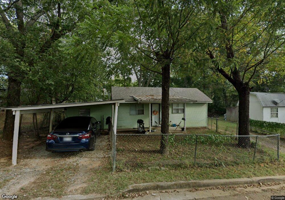 602 NE 4th Ave, Durant, OK 74701 - photo 1