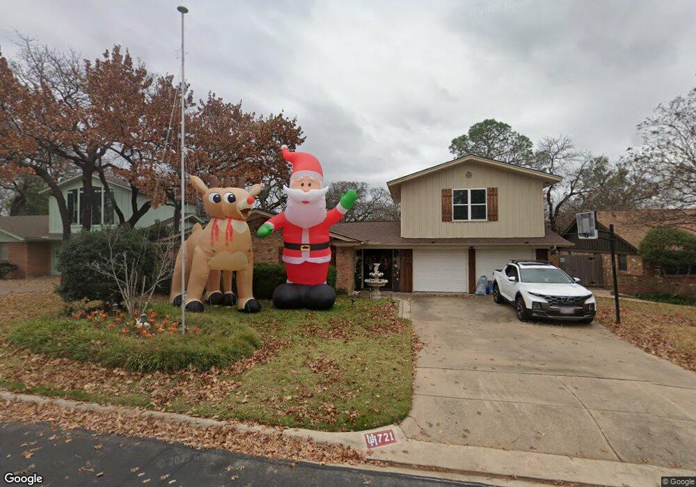 721 W Cheryl Ave, Hurst, TX 76053 - photo 1